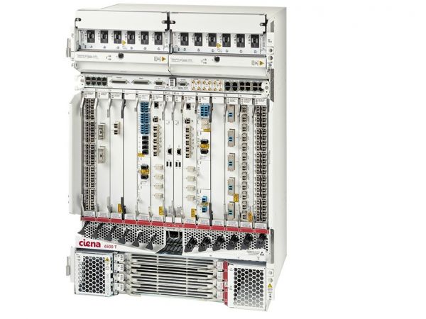 Ciena komt met 6500 T-Series pakket-optisch platform