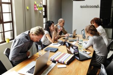 Werk arbeid kantoor brainstorm werkplek