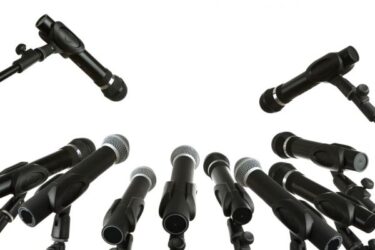 microfoons persconferentie nieuws
