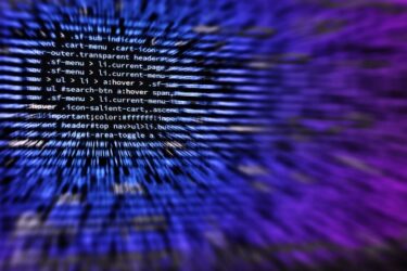 Computercode, programmeren, computertaal