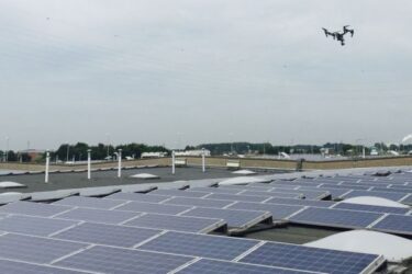 Eneco controleert zonnepanelen met DroneGrid