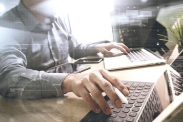developer ontwikkeling programmeren ict collega